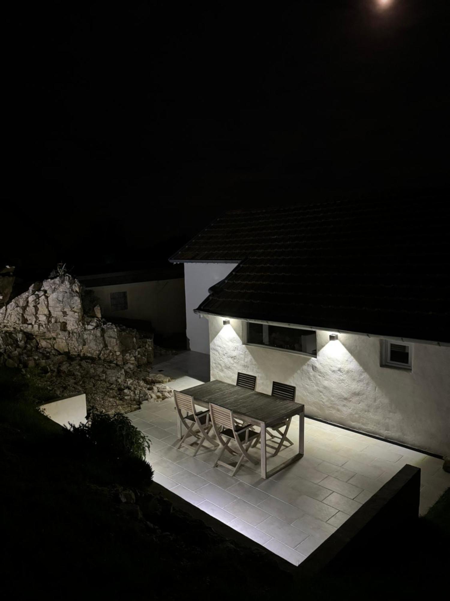 Maison Au Bord De L'Eau Les Roches Rochefort-sur-Nenon Екстер'єр фото