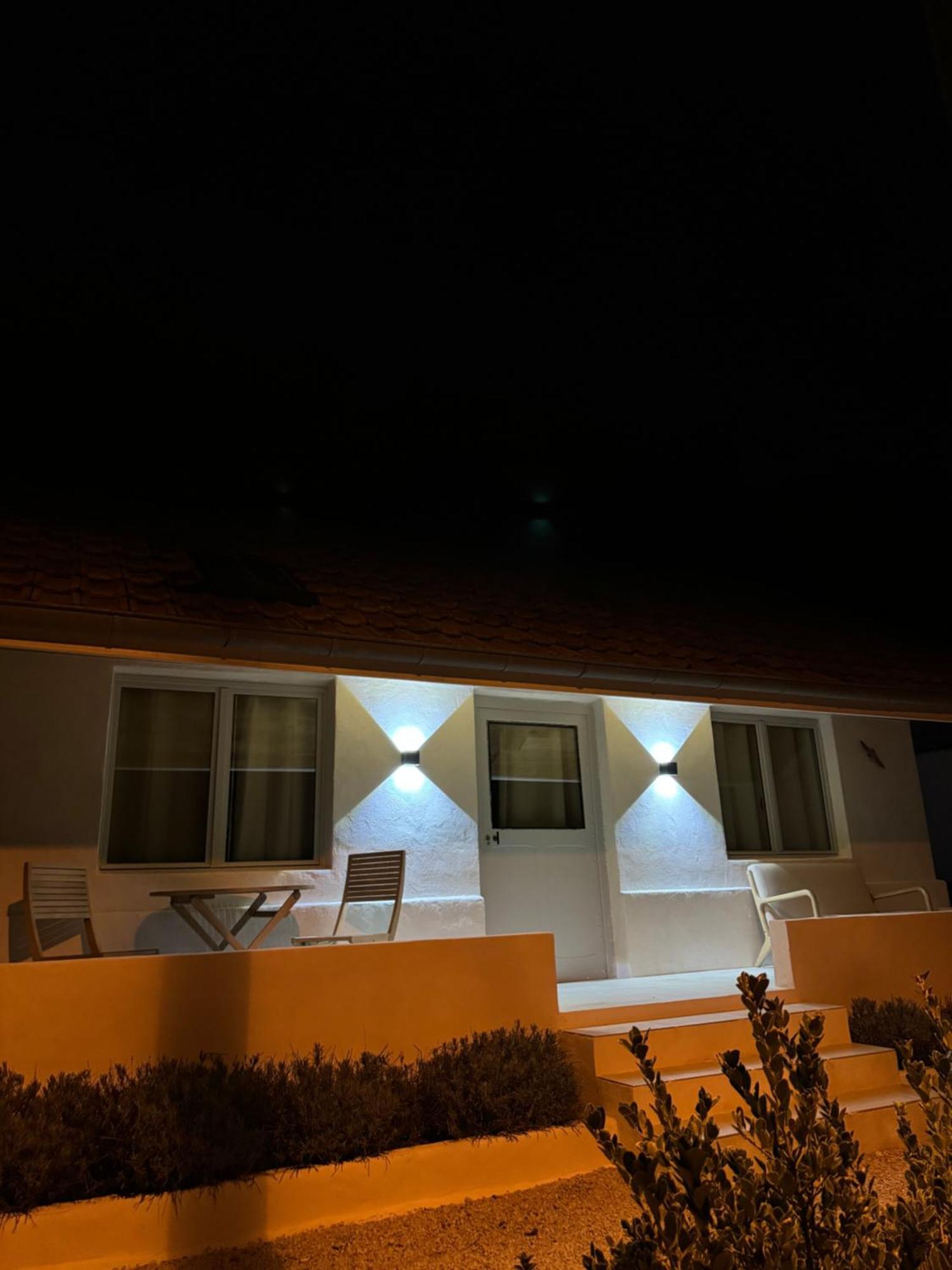 Maison Au Bord De L'Eau Les Roches Rochefort-sur-Nenon Екстер'єр фото