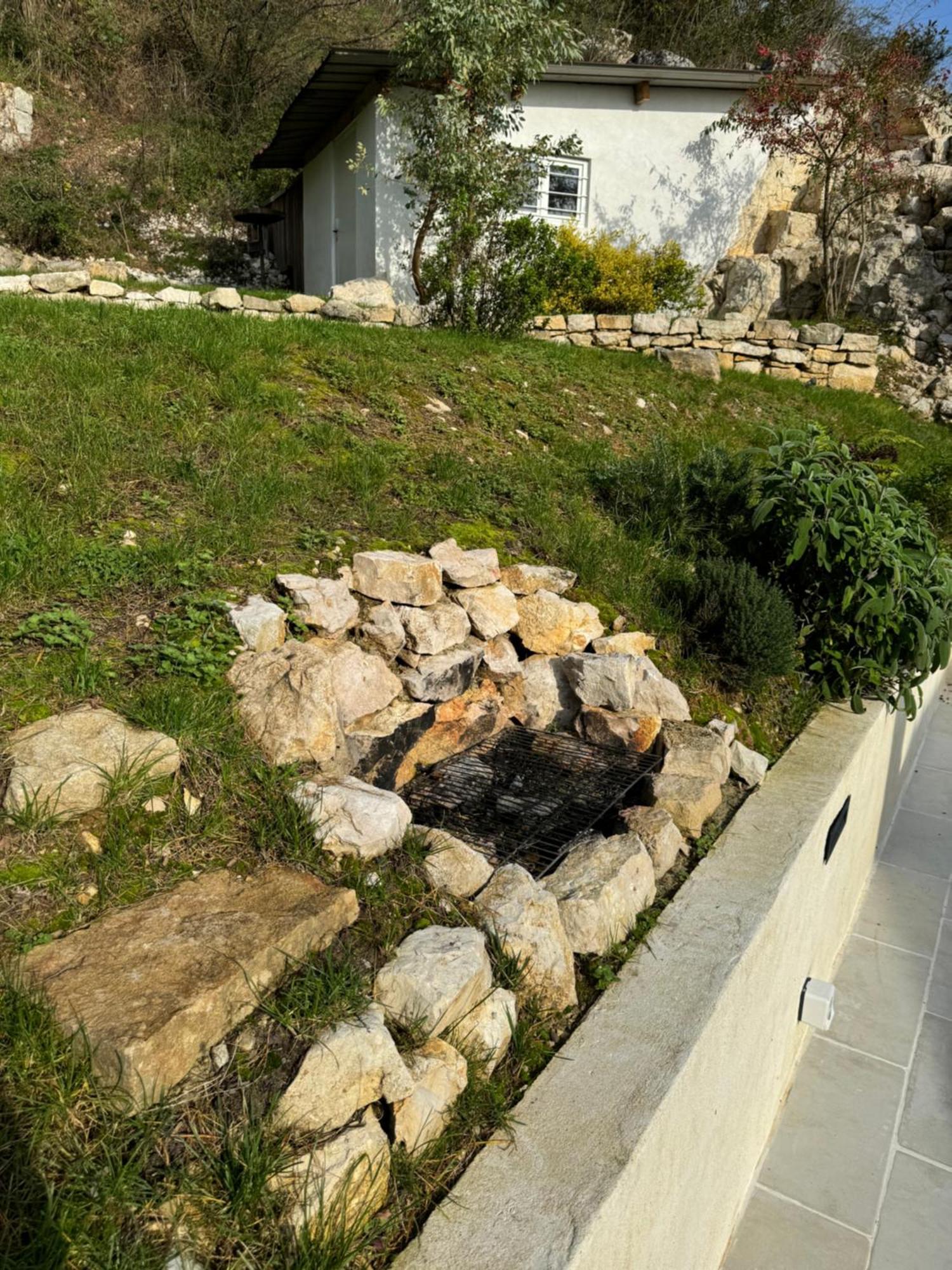 Maison Au Bord De L'Eau Les Roches Rochefort-sur-Nenon Екстер'єр фото