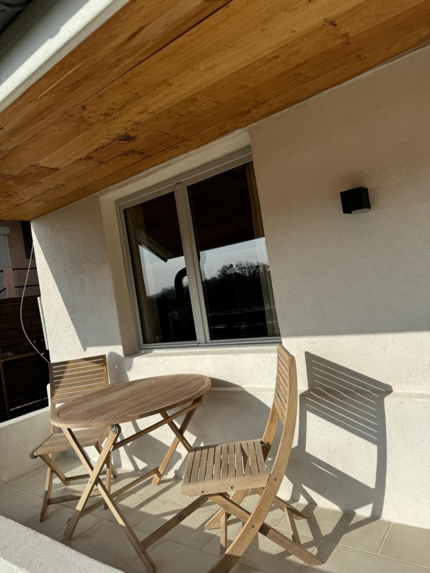 Maison Au Bord De L'Eau Les Roches Rochefort-sur-Nenon Екстер'єр фото
